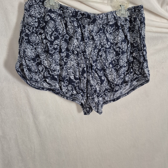 La Hearts Pants - La Hearts Blue and White Paisley Shorts